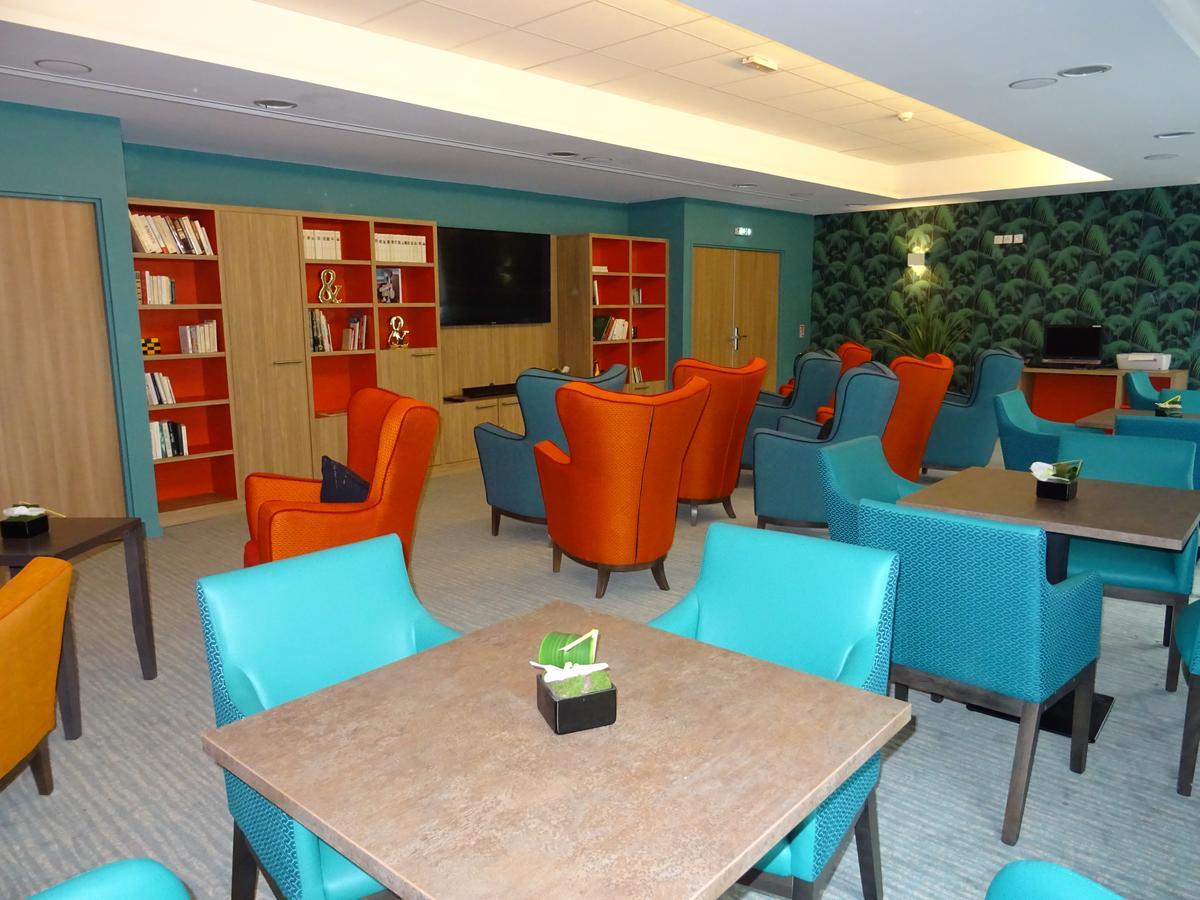 Domitys Sophia Aparthotel Nîmes Buitenkant foto